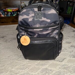 Itzy Ritzy Chelsea and Cole Camouflage Diaper bag